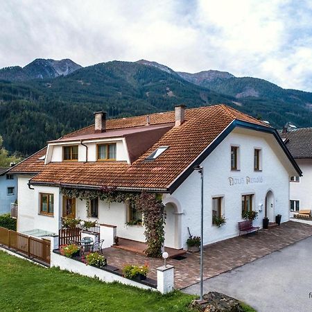 Haus Arnold - Privatzimmer Und Ferienwohnungen Sillian Exteriör bild