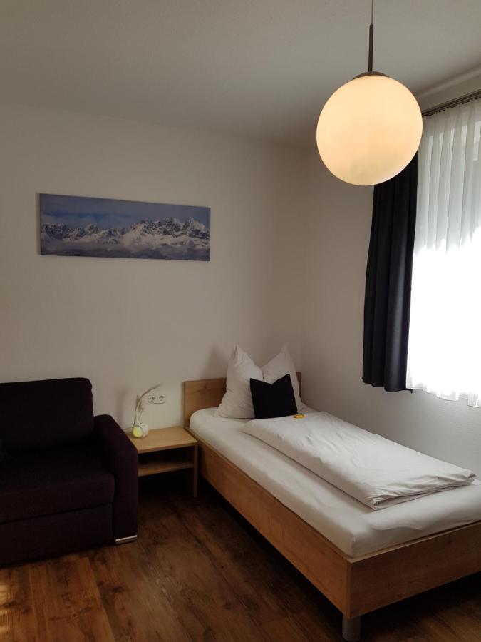 Haus Arnold - Privatzimmer Und Ferienwohnungen Sillian Exteriör bild