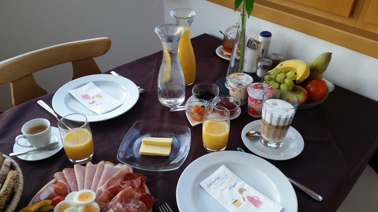 Haus Arnold - Privatzimmer Und Ferienwohnungen Sillian Exteriör bild
